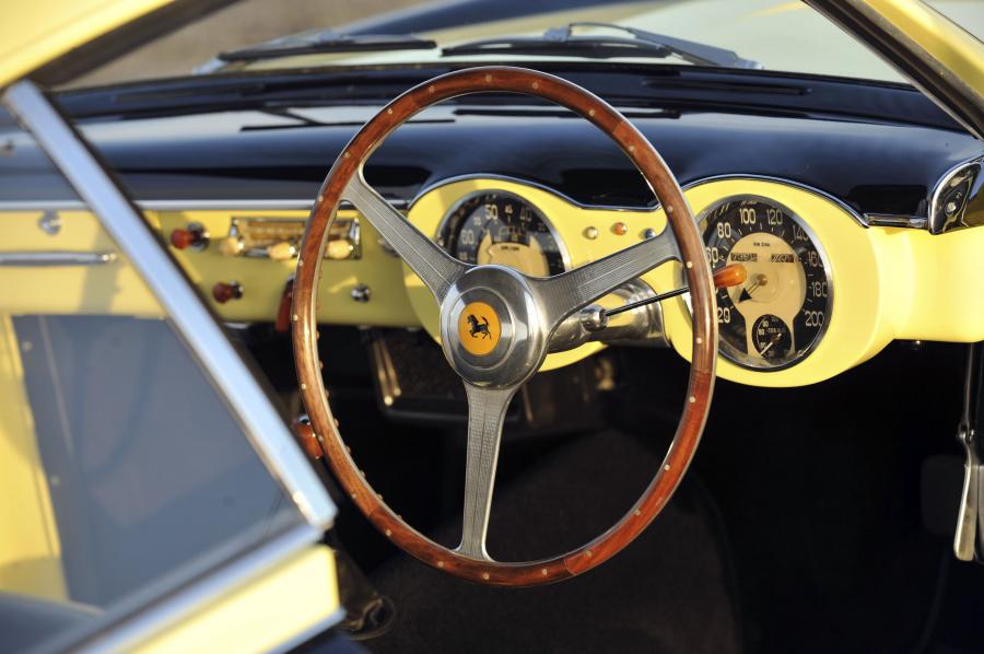  Ferrari 212 Inter Berlinetta 1951 года  (фото 19 из 22)